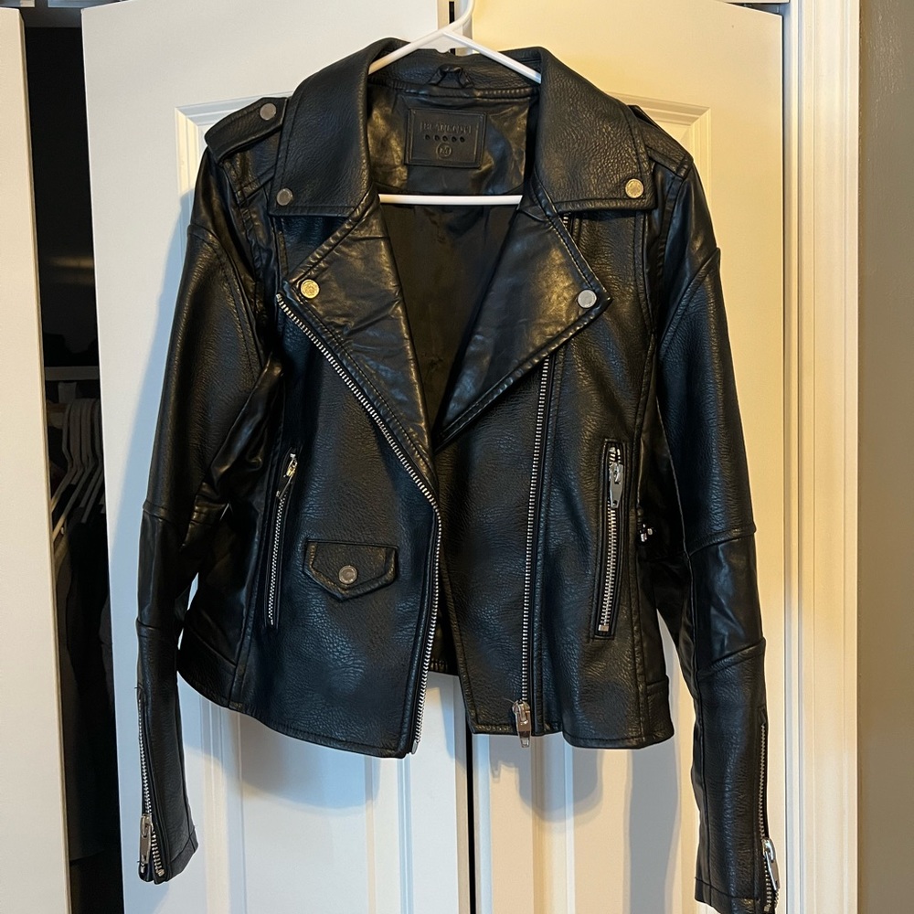 Black Blank NYC leather jacket. Size medium